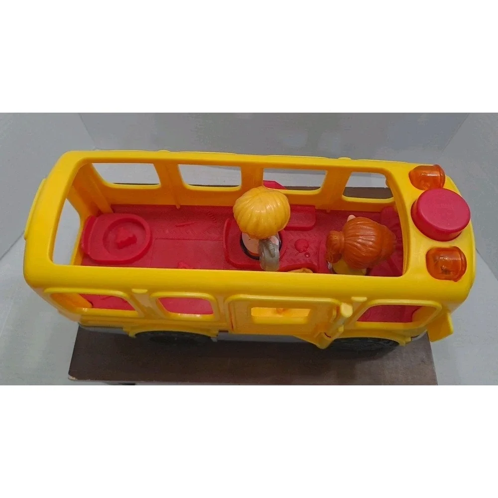 Fisher People Little People Sit With Me Yellow School‎ Bus Light Sound 2 Figures